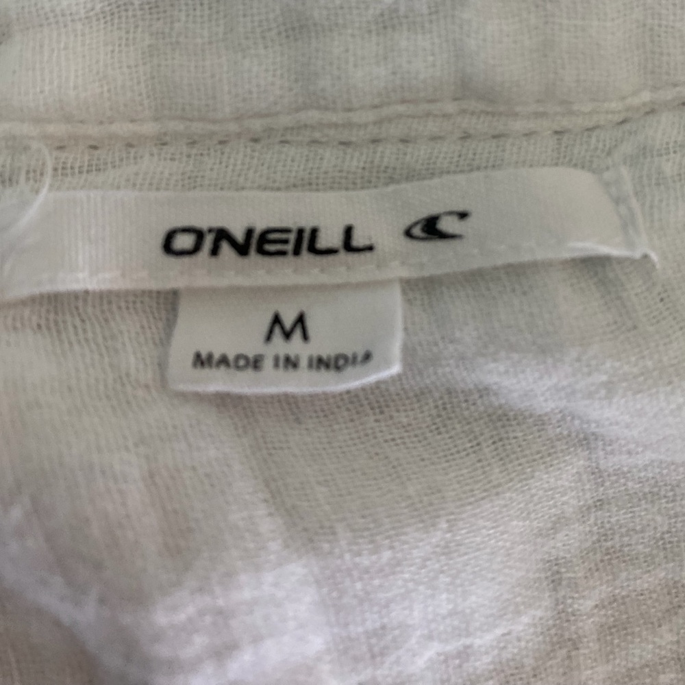 O'Neill Women's White Casual Button Down Shirt - Picture 3 of 5